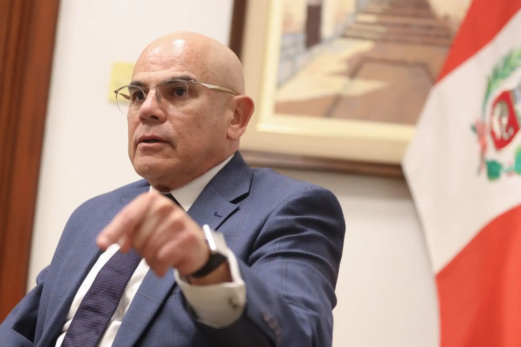 Ministro Álvarez: Vamos a propiciar que FF.AA. hagan el control perimétrico de los penales