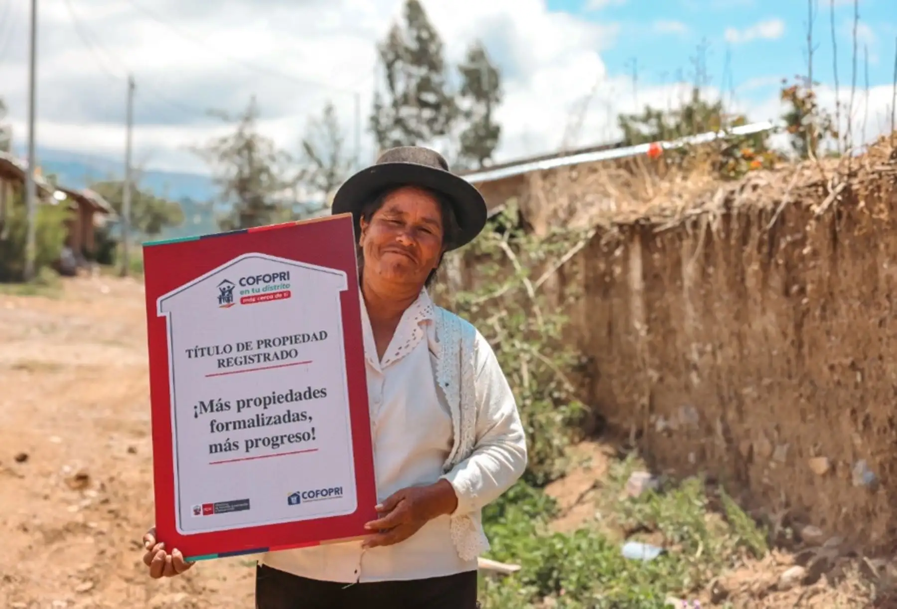 Ayacucho: Cofopri retorna con campaña para que 760 familias tengan título de propiedad