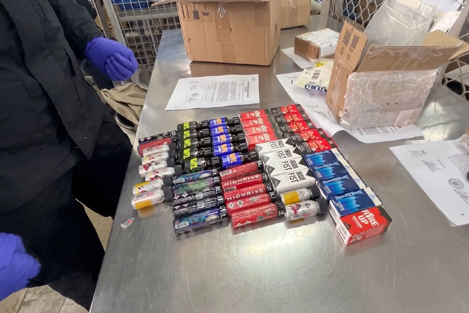 Los Olivos: PNP decomisa más de 9 kilos de droga proveniente de Europa