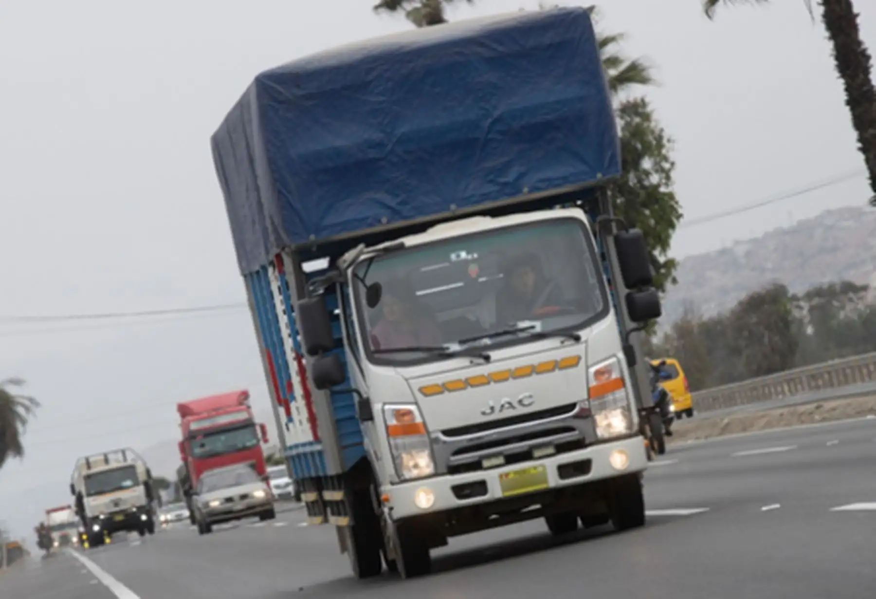 Gobierno destina S/ 105 millones para garantizar transporte ante alza de combustibles
