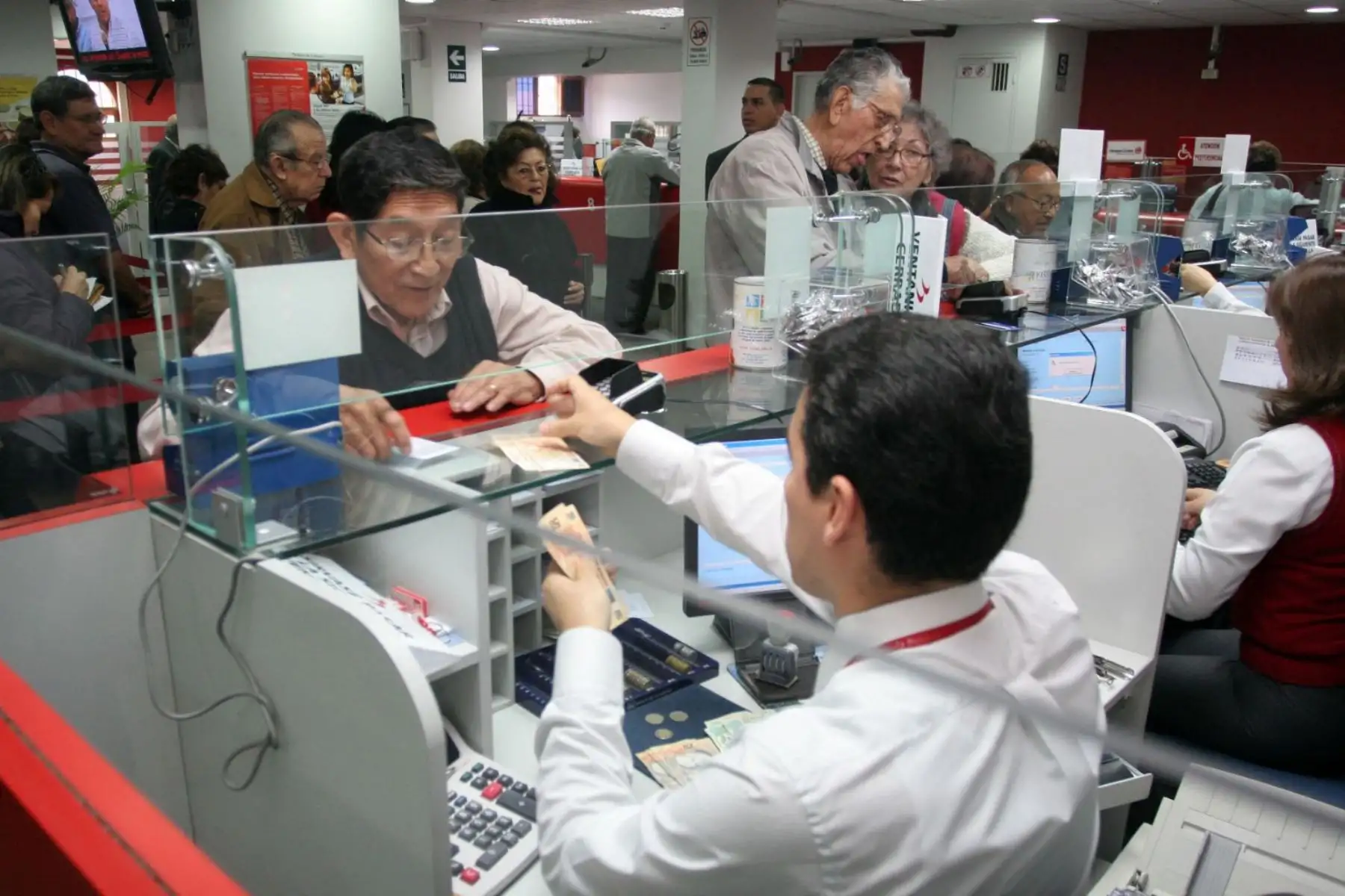 Cronograma de pagos 2026 de sueldos y pensiones en el Estado peruano