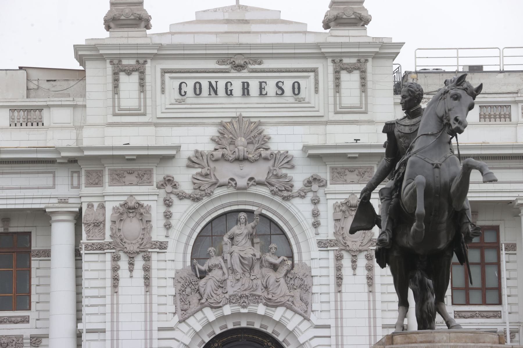 Congreso: hoy continúa instalación de comisiones en Senado y Cámara de Diputados