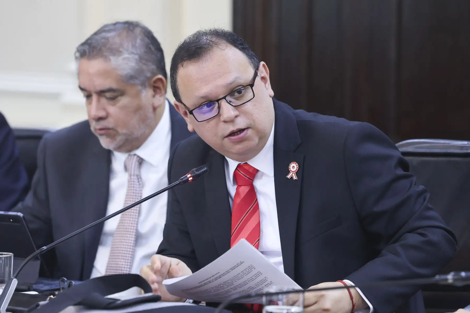 Ministro Vinelli: Gobierno prioriza salvar vidas, viviendas e infraestructura ante El Niño