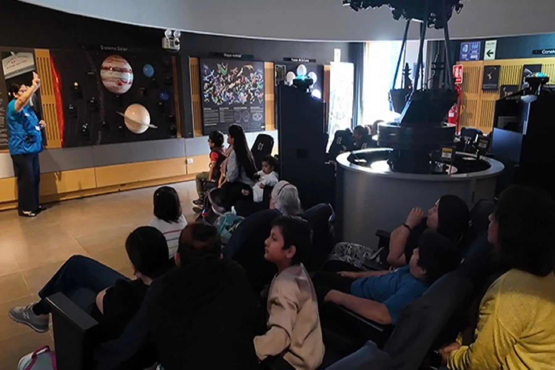 Día del Niño: IGP acerca la ciencia y astronomía a más de 100 niños