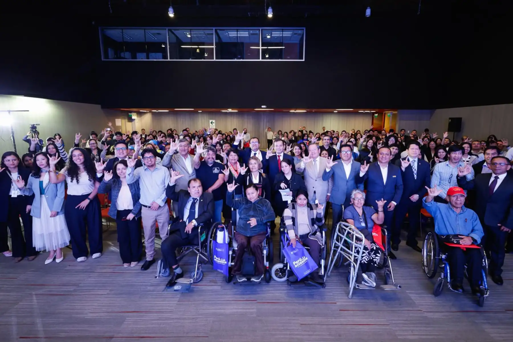 Ministerio de Vivienda impulsa acciones para promover viviendas y ciudades accesibles