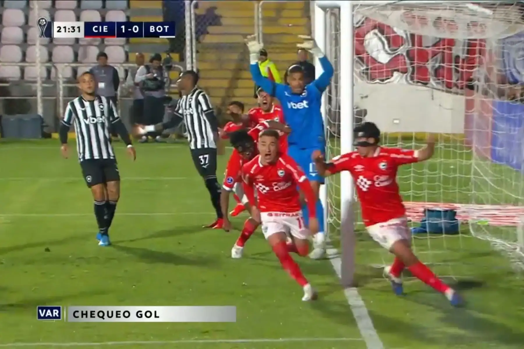 ¡Ruge el 'Papá'! Cienciano golea 4-0 a Botafogo en el primer tiempo por Copa Sudamericana