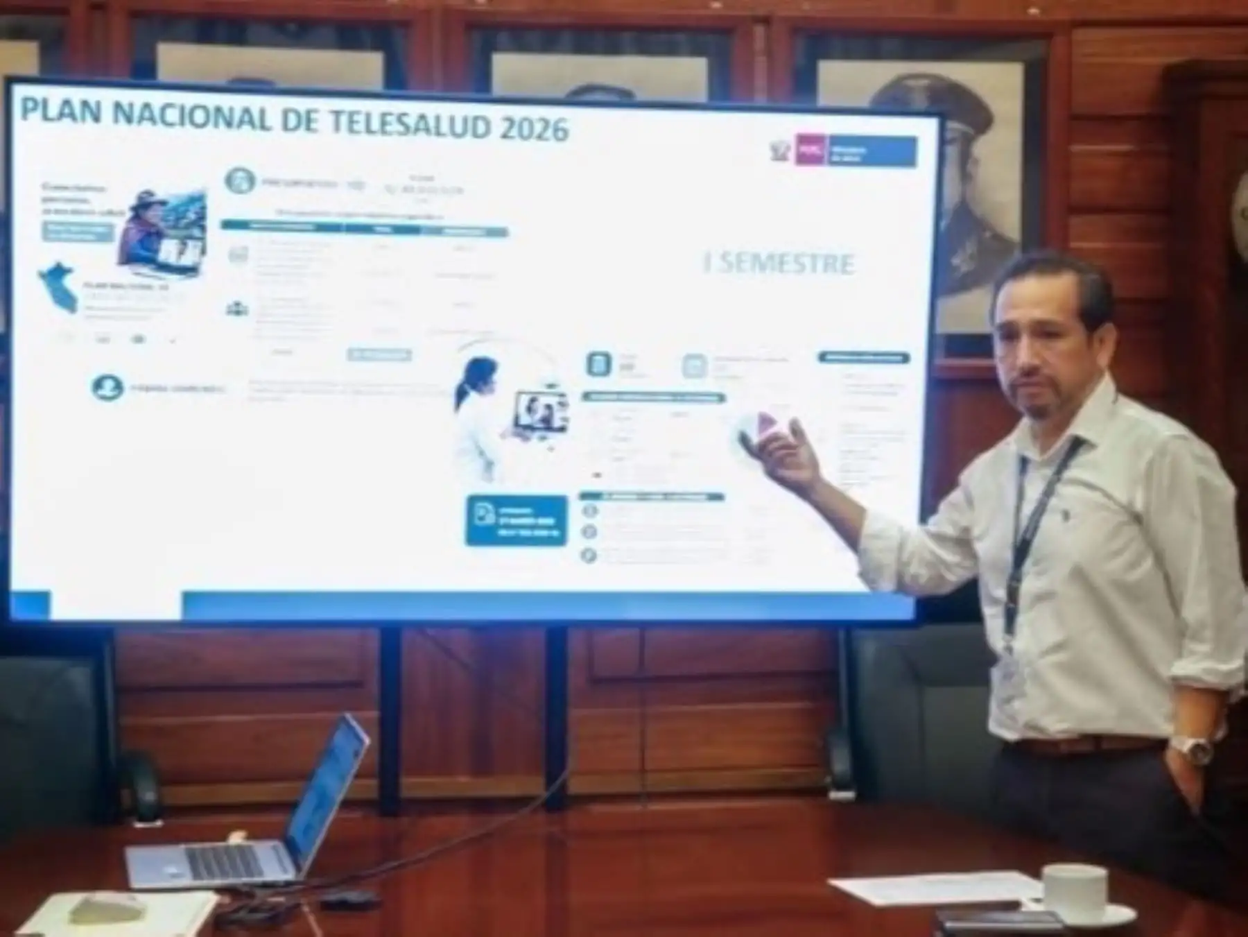 Minsa: ministro Dyer anuncia implementación de historias clínicas electrónicas en 100 días