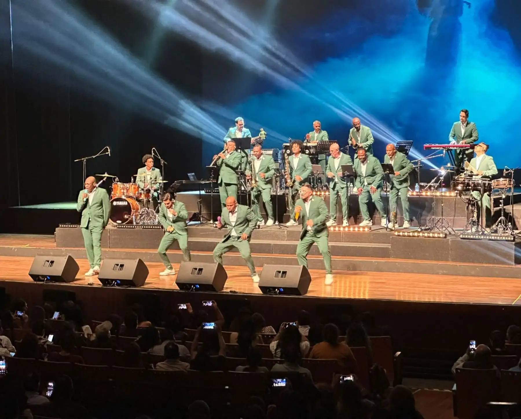 Grupo Niche encendió el Gran Teatro Nacional con show a lleno total