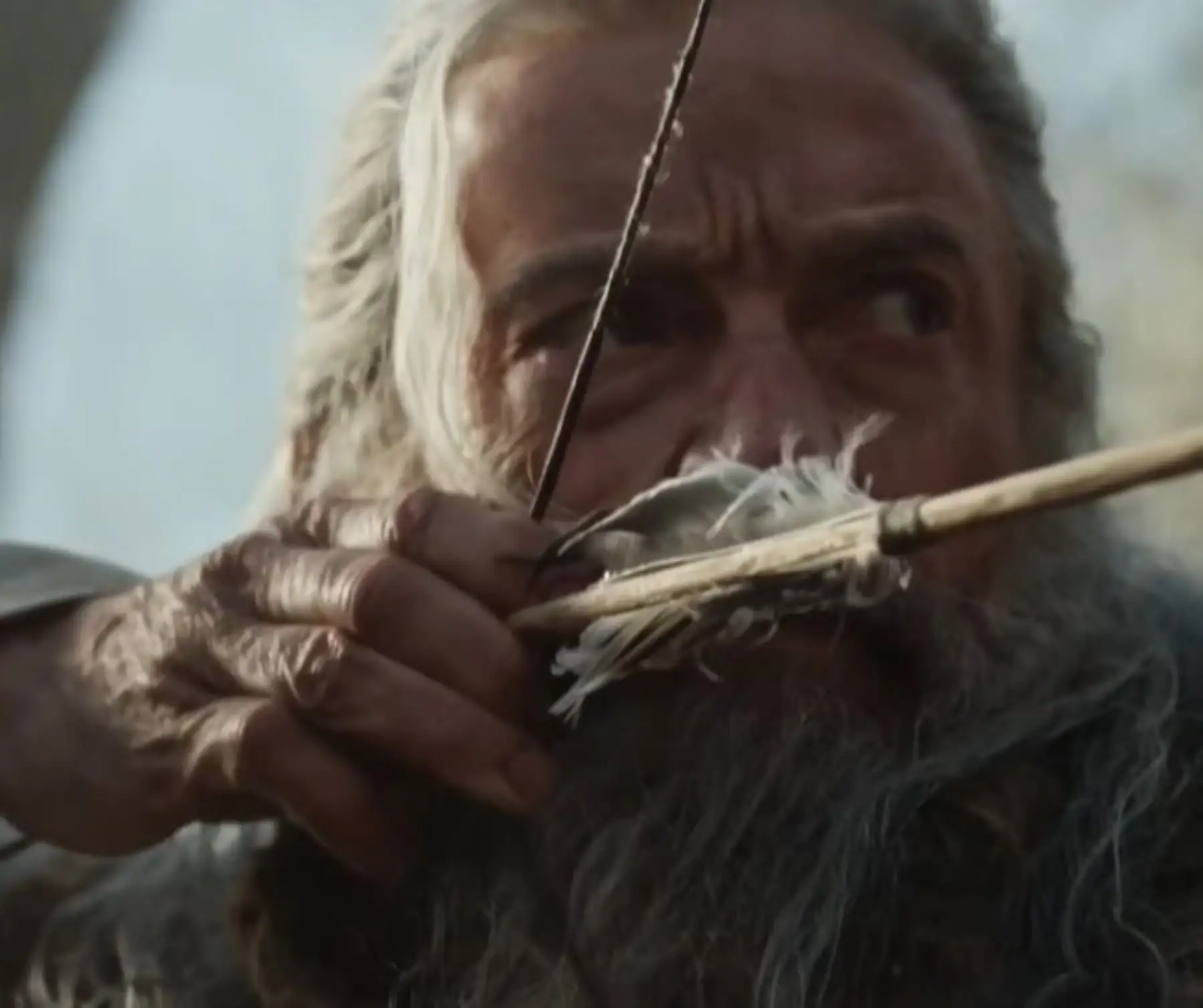 Hugh Jackman enfrenta su batalla más humana en "La muerte de Robin Hood"
