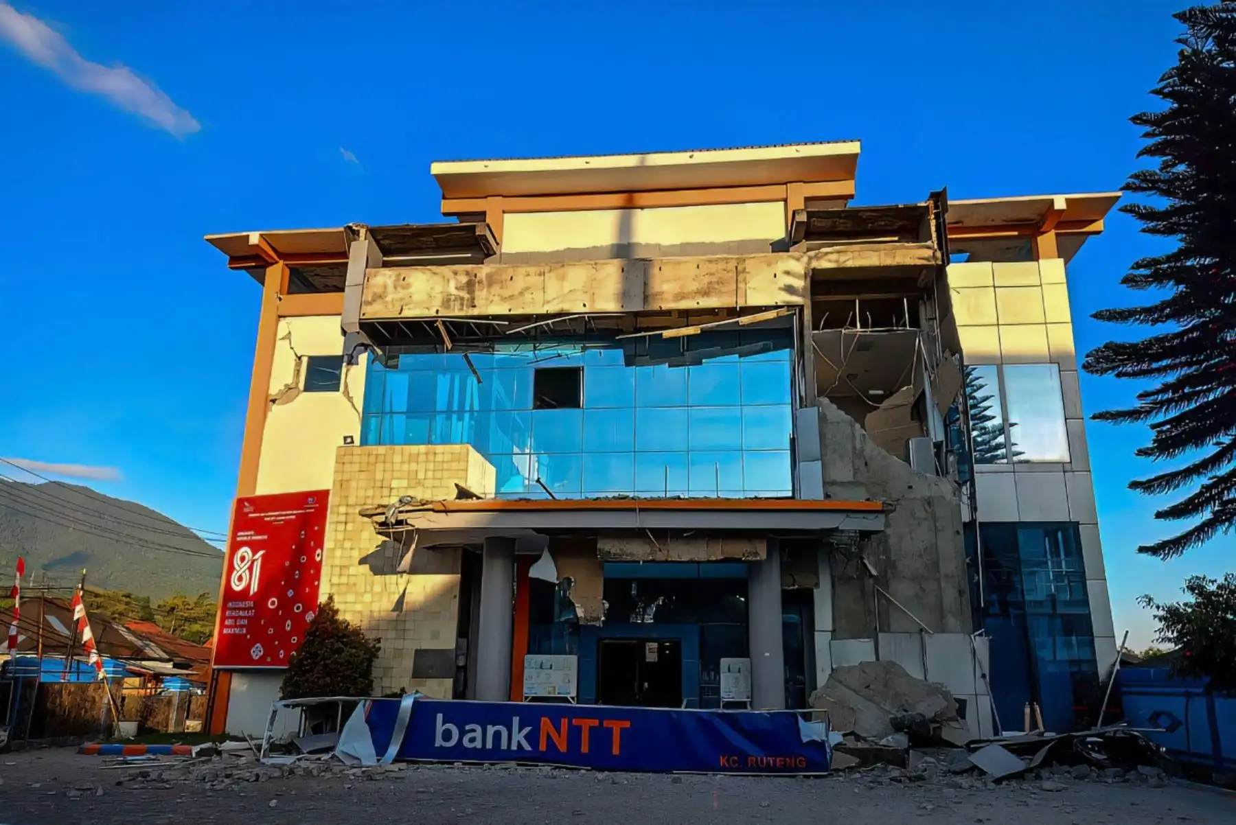 Terremoto en Indonesia: reportan dos fallecidos y múltiples edificios afectados