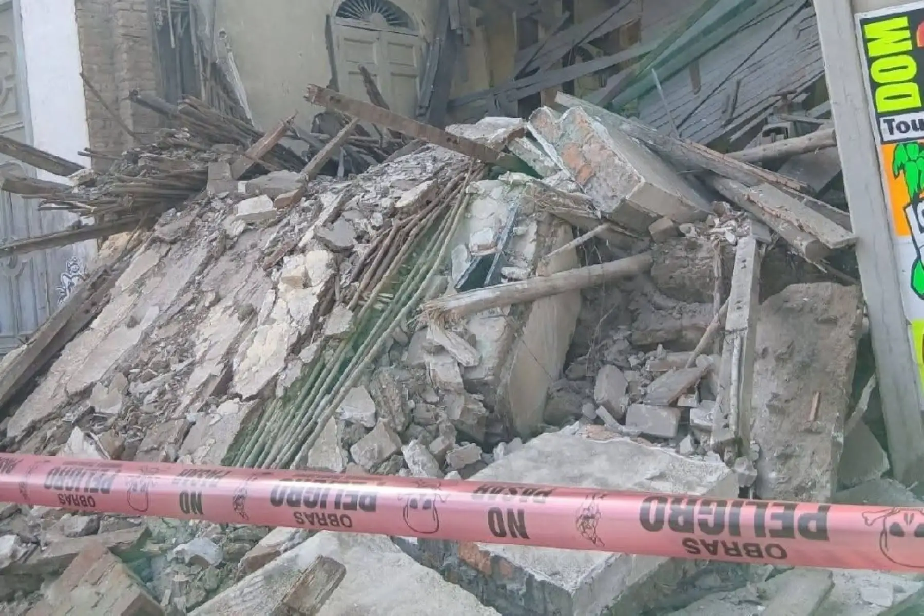 Chiclayo: se desploma parte del histórico Politécnico Pedro Abel Labarthe Durand