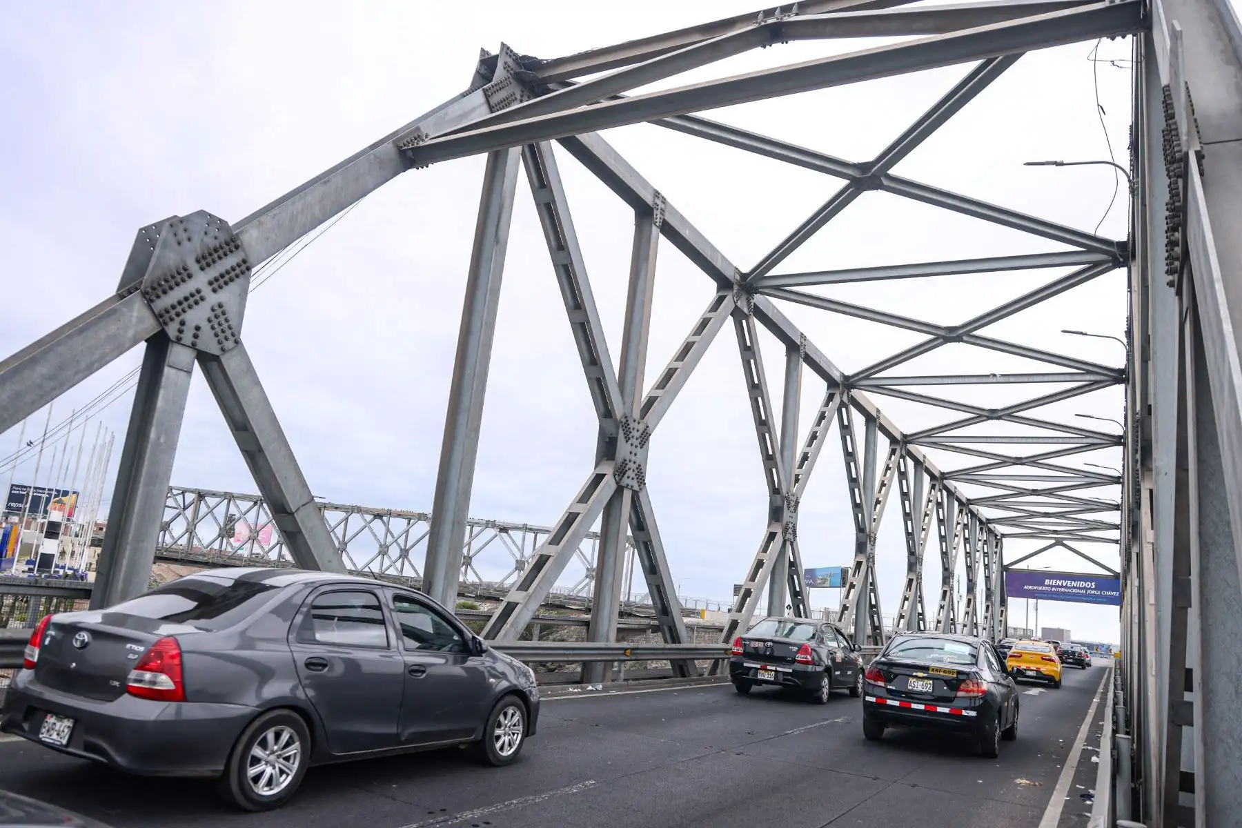 MTC supervisa la seguridad de los puentes de acceso al Jorge Chávez ante fenómeno El Niño