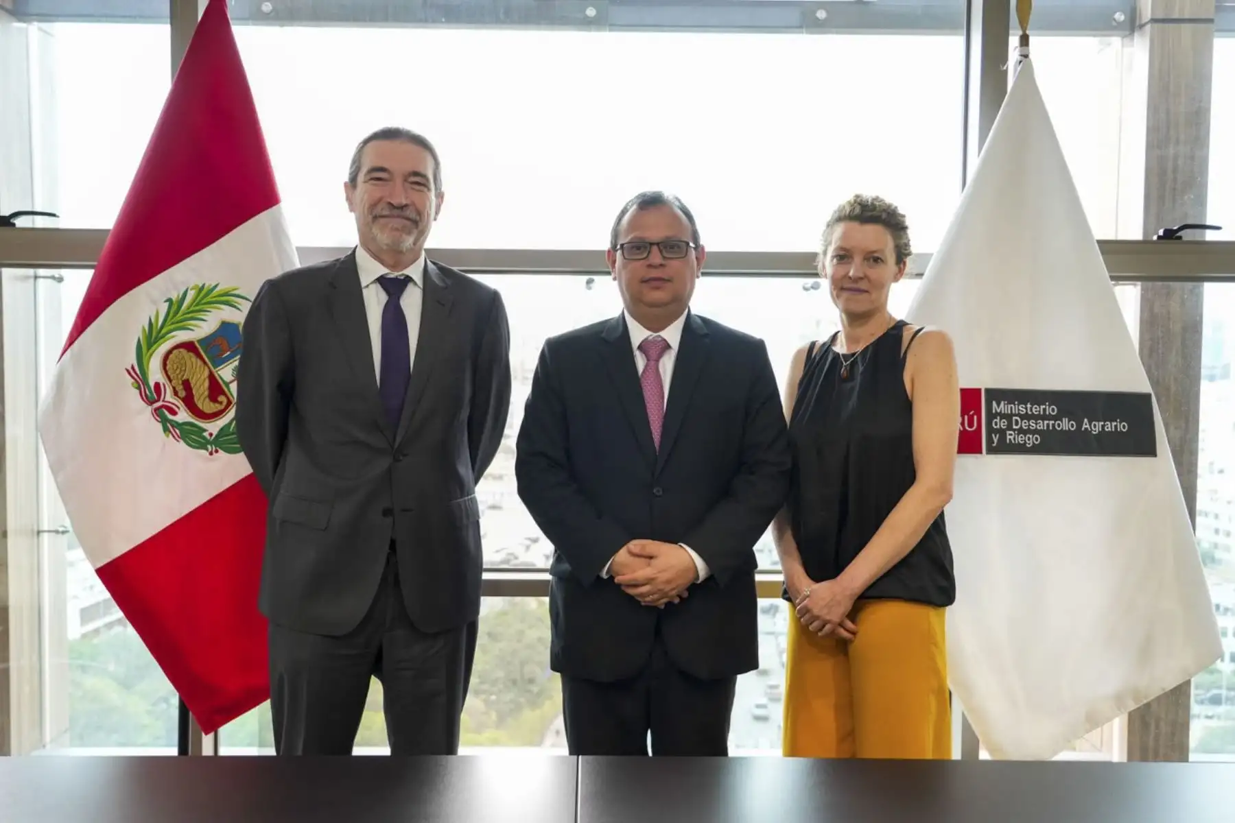 Midagri articula nueva estrategia de cooperación para apoyar a productores