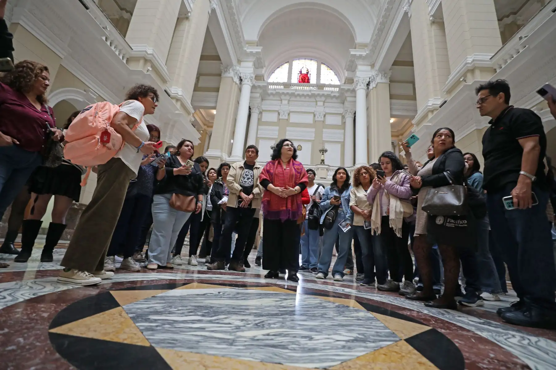 Palacio de Justicia abre sus puertas al público en recorrido guiado