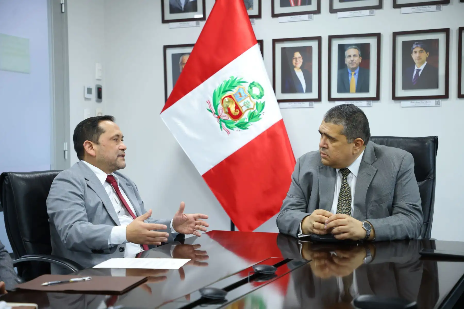 Minedu y Sunarp se unen para destrabar títulos de propiedad de colegios