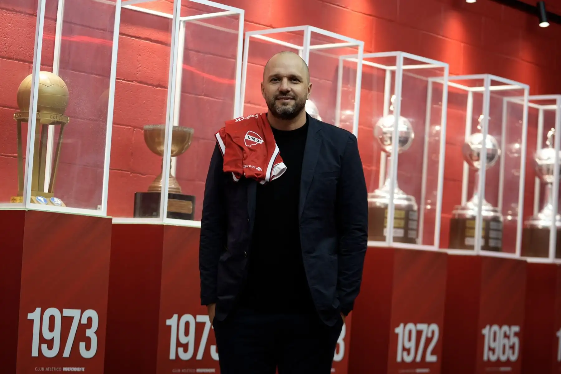 Uruguayo Jadson Viera es nuevo DT de Independiente de Argentina de Avellaneda