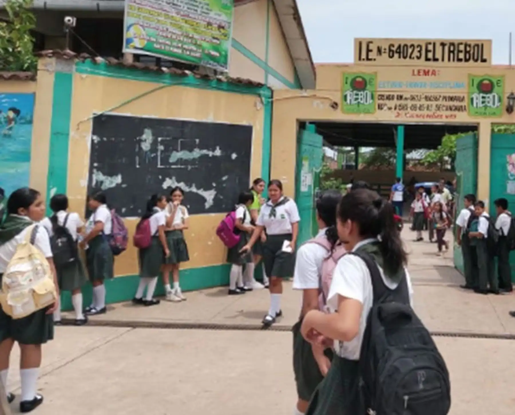 Ucayali: escolares retornan a clases presenciales tras normalizarse labores en la región